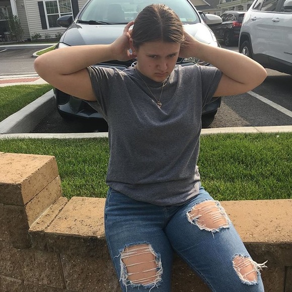 basic gray oversized tee - Picture 3 of 4